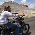 Profile Picture of Erik Macke (@oneleggedleathersmith) on Instagram