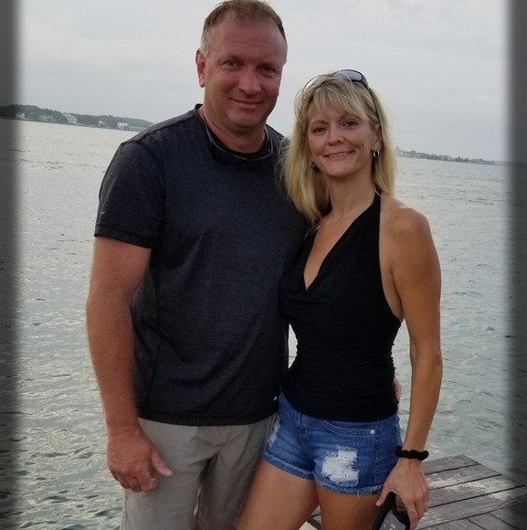 Profile Picture of Robin Brocato-pruett (@robinand) on Poshmark