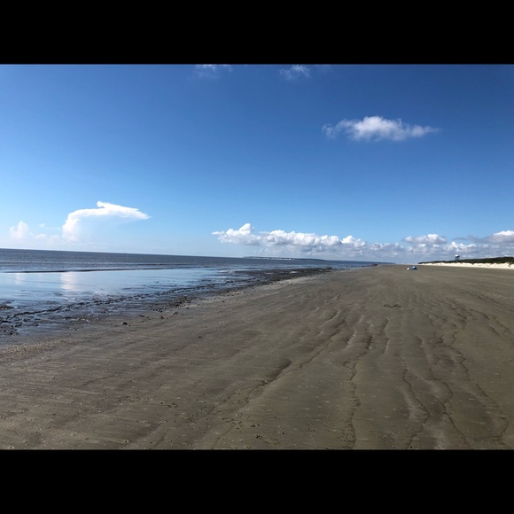 Profile Picture of Amanda Grootegoed (@caky1316) on Poshmark