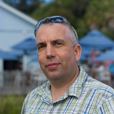 Profile Picture of Andy Batchelor  💙 (@Pyrobrainiac) on Twitter