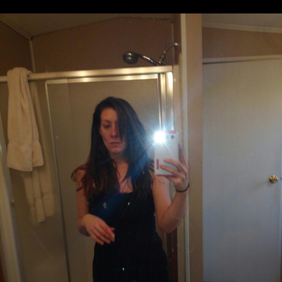 Profile Picture of Crystal Beard (@kiteal) on Poshmark