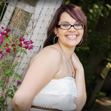 Profile Picture of Amber Crain (@eedc51bf5dcc488) on Twitter