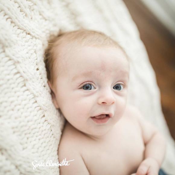 Profile Picture of Chris Gagnon (@bbfieldfairy04) on Poshmark