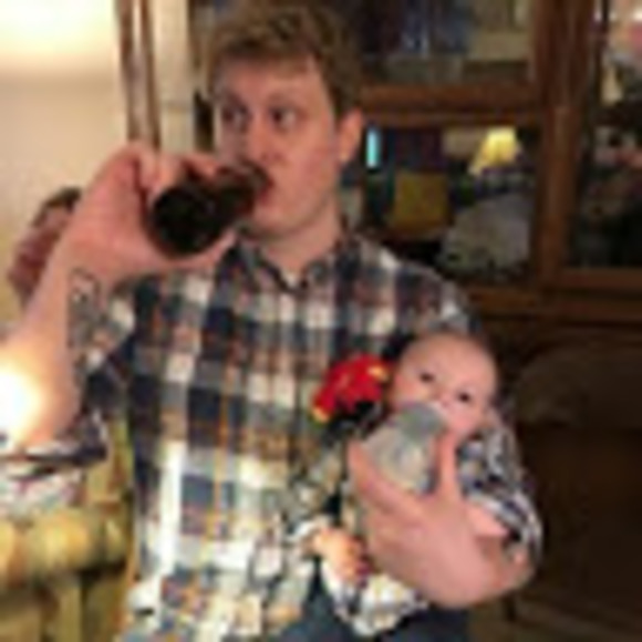 Profile Picture of Tanner Allen (@tannerallen253) on Poshmark