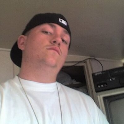 Profile Picture of Albert Ratcliffe (@R3GULAT0R23) on Twitter
