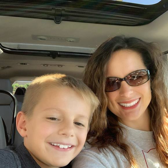 Profile Picture of Katie Clark hubbard (@katiehubbard322) on Poshmark