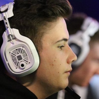 Profile Picture of Felix | ShurKy (@ShurKyCOD) on Twitter