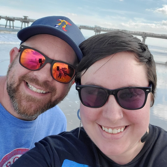 Profile Picture of Jessica Rosinski (@jlrosinski) on Poshmark