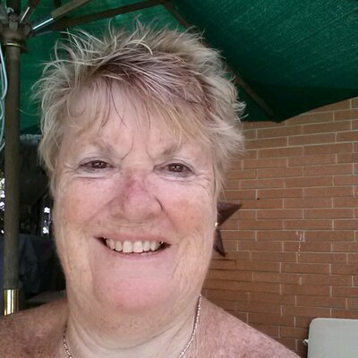 Profile Picture of Nancy McKinney (@nkmac) on Twitter