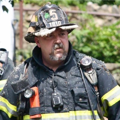 Profile Picture of Michael Dewan (@FDNY1810) on Twitter