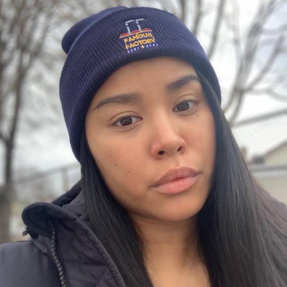 Jojo Santos - Poshmark Profile Picture of Jojo Santos (@jojocoutain) on Poshmark