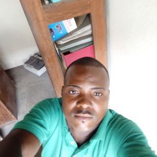Profile Picture of AGBESSI D.Bertrand (@agbessi_d) on Twitter
