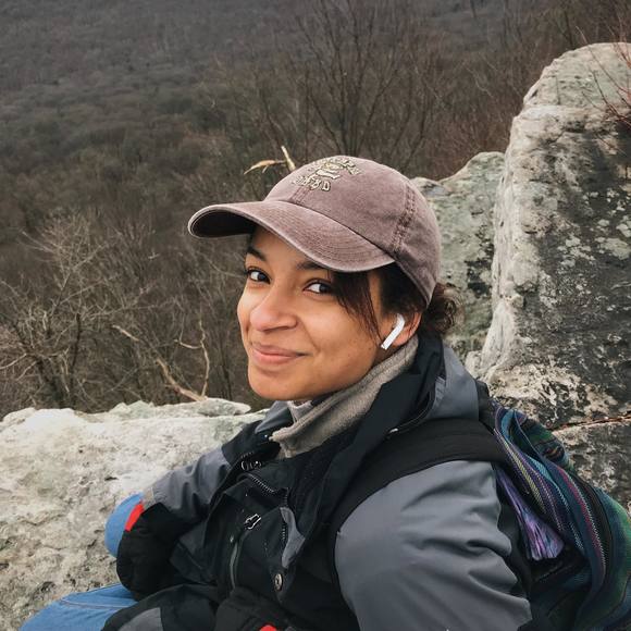 Profile Picture of Neshani Biegen (@neshani) on Poshmark