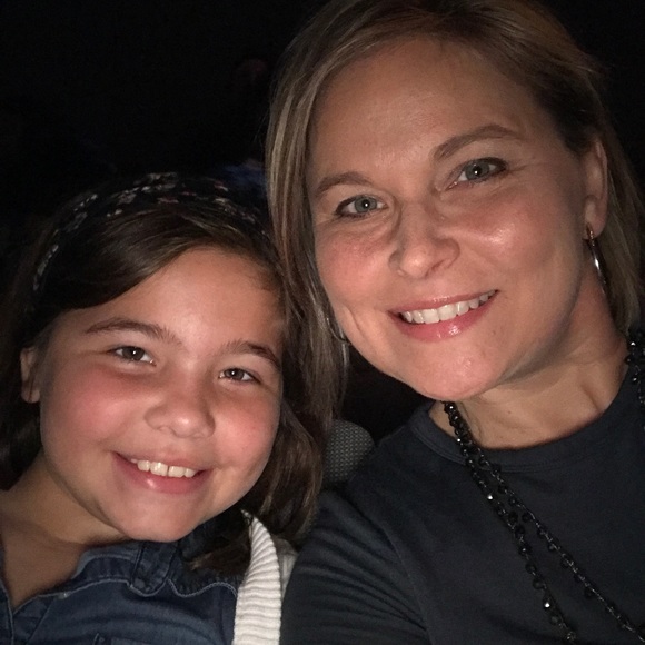 Profile Picture of Audrey Mcdowell (@auwdrey) on Poshmark