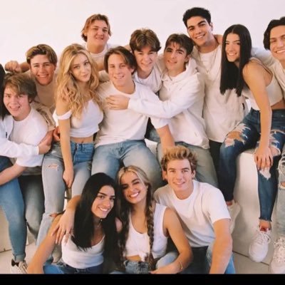 Profile Picture of Skylar Taylor (@SkylarT85106023) on Twitter