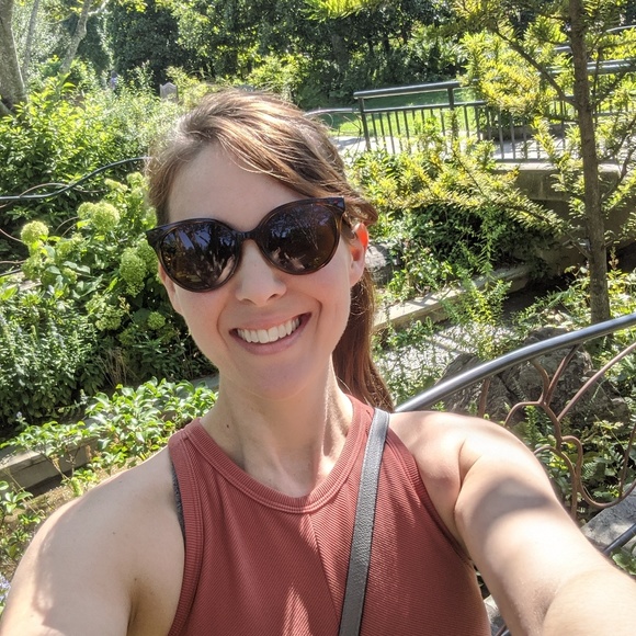 Profile Picture of Angela Sterley (@acsterley) on Poshmark