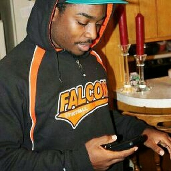 Profile Picture of Jarvis Collins (@jarviscollins8) on Poshmark