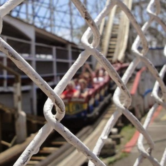 Profile Picture of Joanne Nelson (@beaujack) on Poshmark