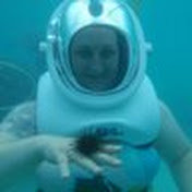 Profile Picture of Heather Gee (@HeatherMGee) on Youtube