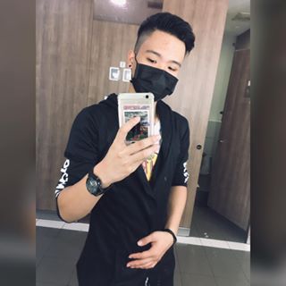 Profile Picture of Henry Sim (@henry.sim.142) on Facebook