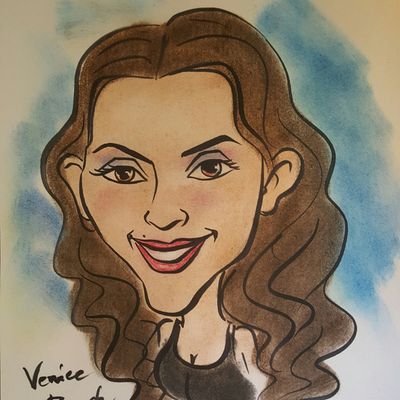 Profile Picture of Aimee Ross (@SizzzleB) on Twitter