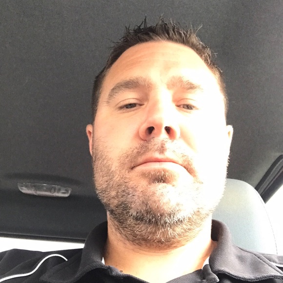 Profile Picture of Jason Kreutzer (@jkreutzer40) on Poshmark