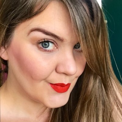 Profile Picture of Sarah Mitchell (@Smitchalot) on Twitter