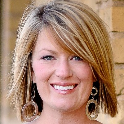 Profile Picture of Mary Klecker Miller (@maryrobin) on Twitter