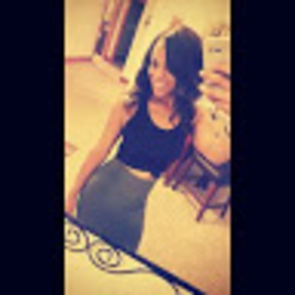 Profile Picture of Kimberly Lamothe-geneus (@kimmz86) on Poshmark