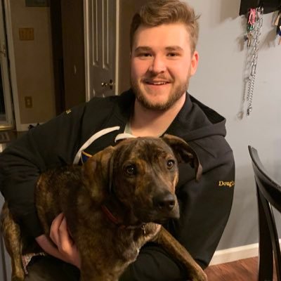 Profile Picture of Zach (@z_douglas_) on Twitter