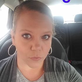 Profile Picture of Samantha Hooper (@armyavnlvr) on Pinterest