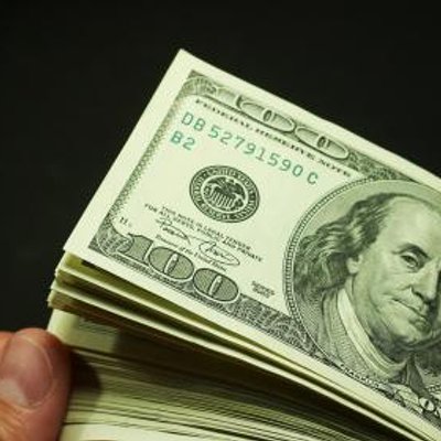 Profile Picture of Receiving Revenue (@MrsPeterTebow) on Twitter