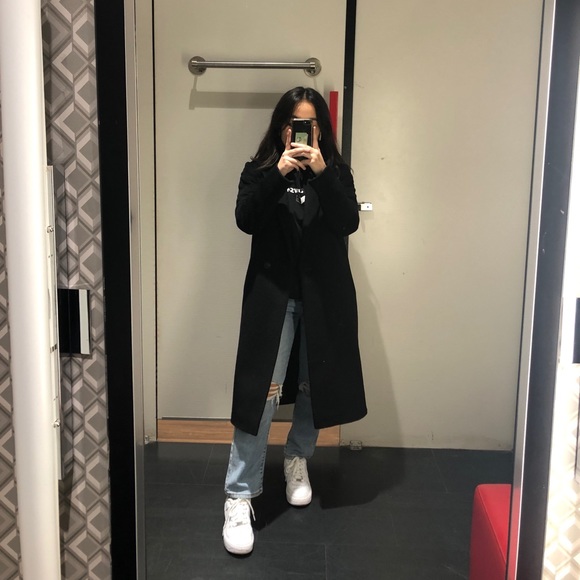 Profile Picture of Soeun Park (@soeunpark) on Poshmark