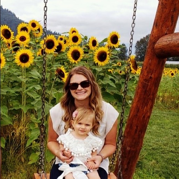 Profile Picture of Samantha Sullivan (@sullys_4) on Poshmark