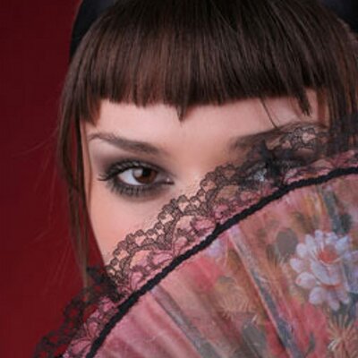 Profile Picture of Alina Wright (@alinawright14) on Twitter