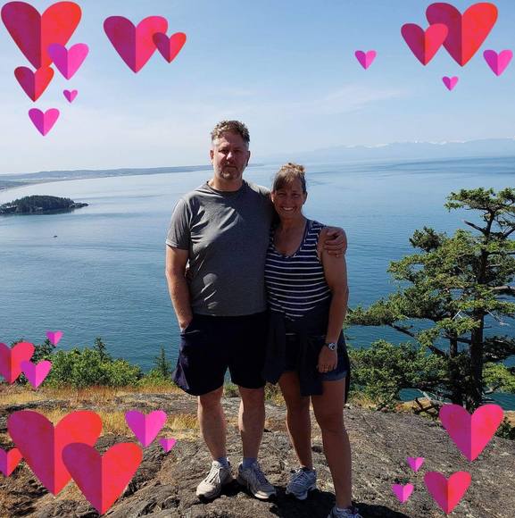 Profile Picture of Tina Gluth (@shsg6510) on Poshmark