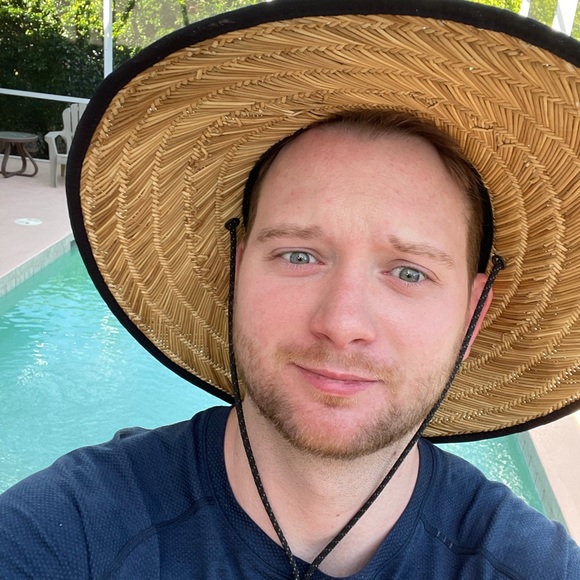 Profile Picture of Kenneth Polarek (@kenny_polarek) on Poshmark