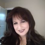 Profile Picture of Lisa Mendelowitz (@martinlisast) on Instagram
