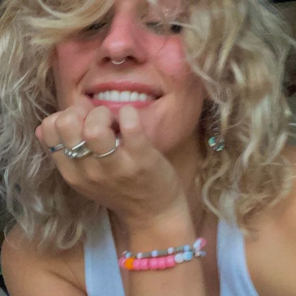 Profile Picture of Erp Phillips (@erpphillips) on Poshmark