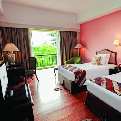 Profile Picture of Mason Pine Hotel (@yolandamasonfi1) on Twitter
