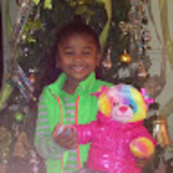 Profile Picture of Ivorie Moore (@nanamerrillmo) on Poshmark