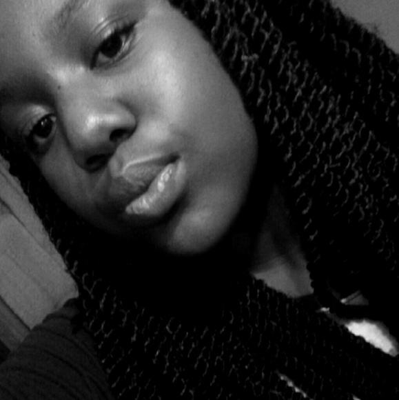 Profile Picture of Shareese Ross (@sross1213) on Poshmark