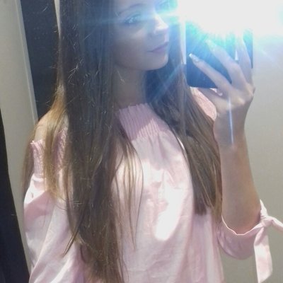 Profile Picture of Ella Dobson (@EllaDobson10) on Twitter
