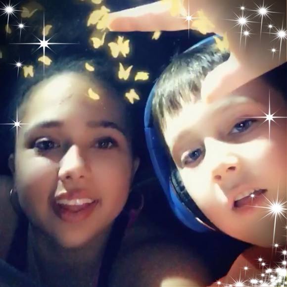 Profile Picture of Liz Jollie (@lizjollie) on Poshmark