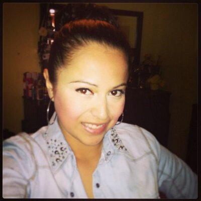 Profile Picture of Cassandra Becerra (@CassieB86) on Twitter