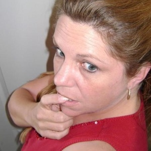 Profile Picture of Jennifer Soontobew (@coolestmomaround305) on Myspace