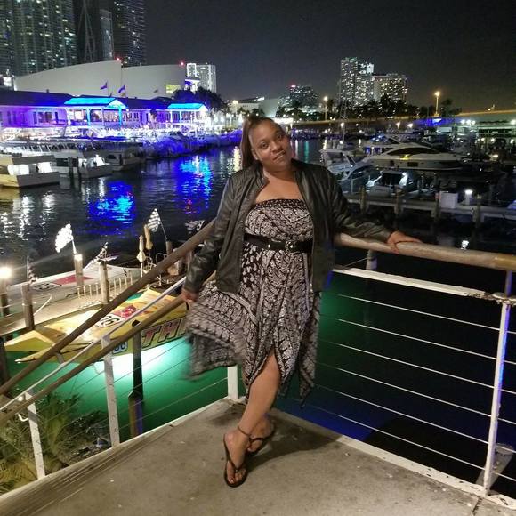 Profile Picture of Mika Walker (@watersun) on Poshmark