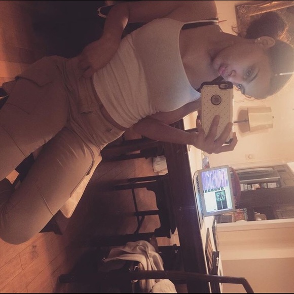 Ari Munafo - Poshmark Profile Picture of Ari Munafo (@arimun12) on Poshmark