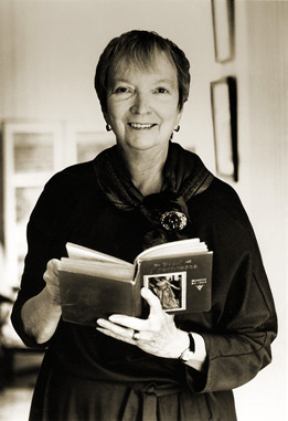 Profile Picture of Madeleine L'Engle - Wikipedia, the free encyclopediaon Wikipedia