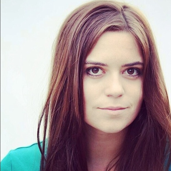 Profile Picture of Shannon Seaback (@sseaback) on Poshmark